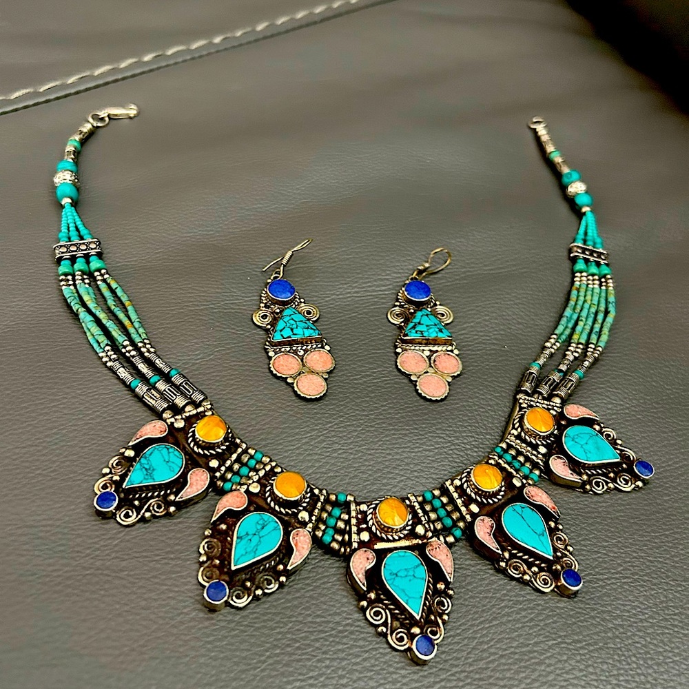 Stunning Egyptian style Turquoise,Lapis Lazuli all Afghanistan jewelry!